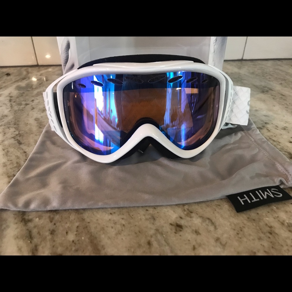 Smith Ski Goggles (women’s)